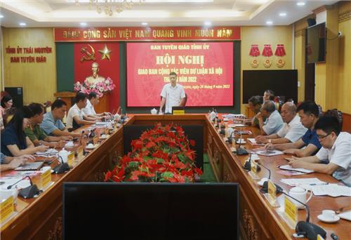 Chủ động nắm bắt các vấn đề dư luận quan tâm
