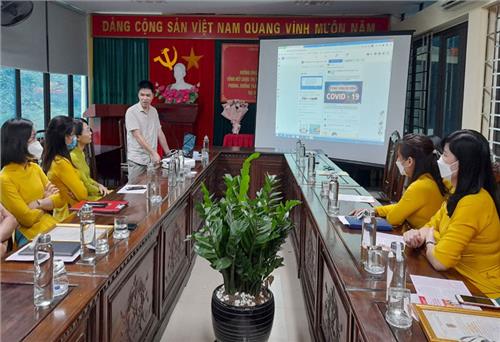 Nhiều hoạt động hưởng ứng Ngày Pháp luật Việt Nam