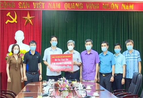 Công ty CP Gang thép Thái Nguyên: Trao 150 triệu đồng xây dựng nhà Đại đoàn kết