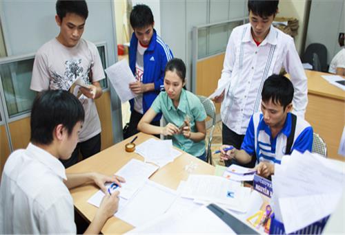 Phấp phỏng xét tuyển trước khi có quy chế