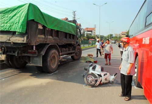 Tai nạn giao thông nghiêm trọng làm một người tử vong