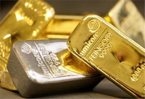 Giá vàng thế giới tiếp tục lao dốc