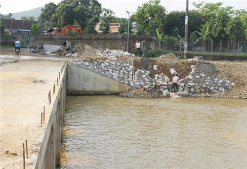 Gần 2,3 tỷ đồng xây dựng đập Gò Miếu