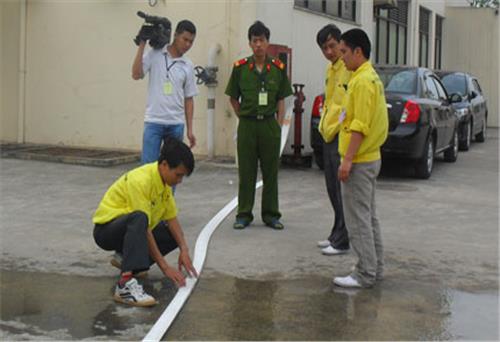 Kiểm tra việc thực hiện pháp luật lao động và phòng, chống cháy nổ