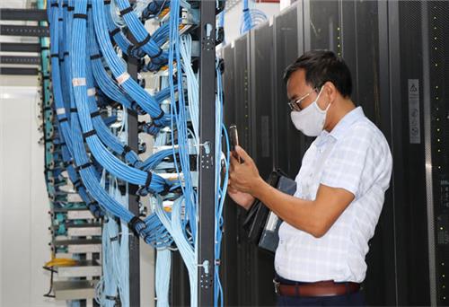 Trao đổi kinh nghiệm xây dựng thành phố thông minh