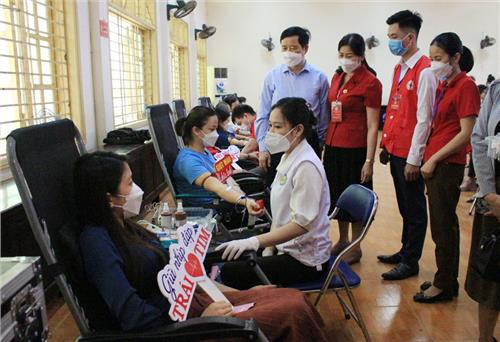 Phú Lương: Tiếp nhận 542 đơn vị máu