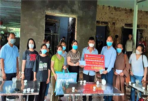 Hỗ trợ gia đình bị hỏa hoạn 