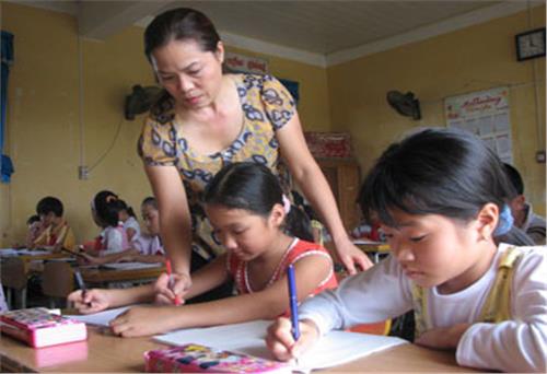 Học Bác từ những việc hàng ngày