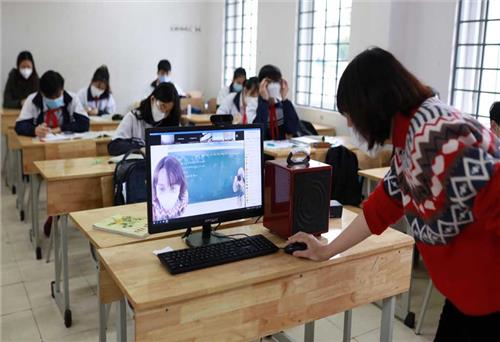 F0 tăng, Bộ Giáo dục – Đào tạo kiên định cho học sinh trở lại trường