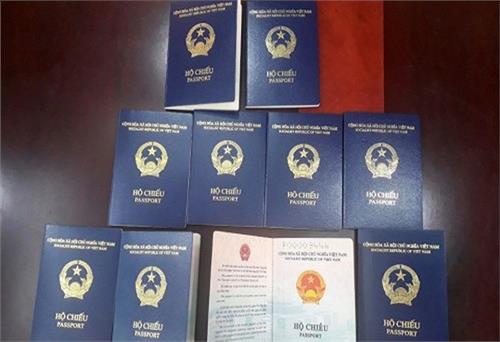Đức cấp lại thị thực cho hộ chiếu mẫu mới của Việt Nam