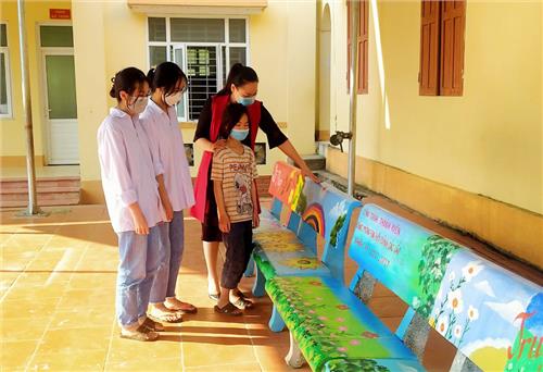 Chi bộ Trường THCS Cúc Đường: Đề cao vai trò cá nhân đảng viên