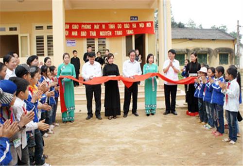 Báo Hà Nội Mới, Hội Nhà báo Thái Nguyên tặng phòng học tin học