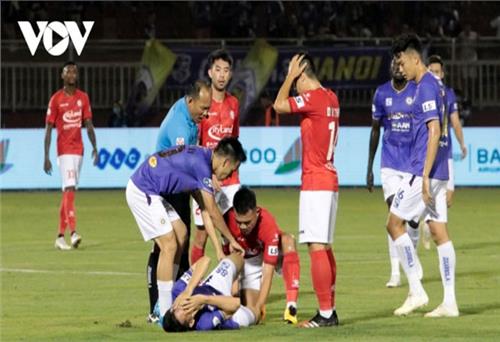 Bạo lực ở V-League 2021 đang thách thức mọi giới hạn?