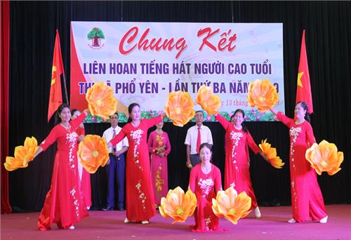 Liên hoan tiếng hát người cao tuổi T.X Phổ Yên lần thứ III