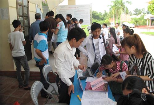 Tuyển sinh cao đẳng, đại học năm 2015 sẽ có những điều chỉnh kịp thời