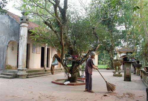 Đền Hích - huyền thoại và lịch sử