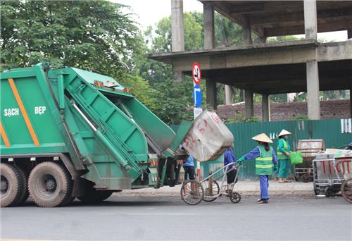 Chuyển biến tích cực trong xử lý rác thải sinh hoạt ở đô thị lớn