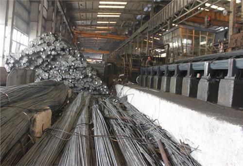 Tập trung lãnh đạo phát triển sản xuất, kinh doanh
