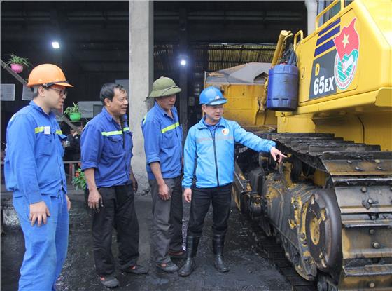 Kỹ sư trẻ đam mê sáng tạo