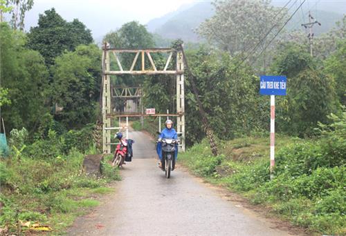 Cần hàng trăm triệu đồng để sửa chữa cầu treo Khe Tiên