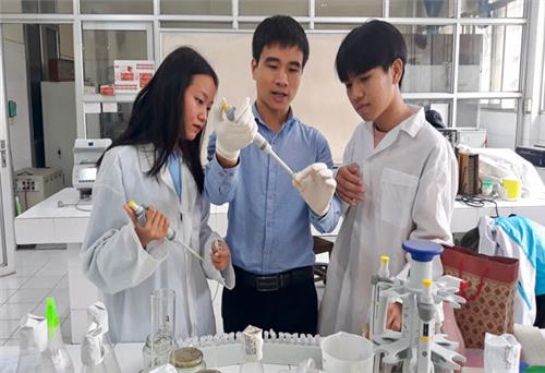Thành công nhờ đam mê và kiên trì