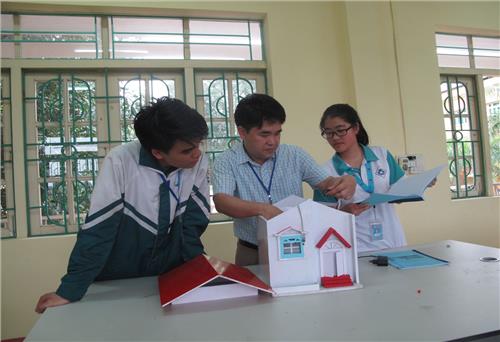 Học Bác tự rèn luyện