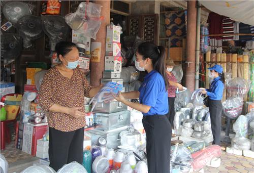 Ưu tiên bồi dưỡng cán bộ đoàn cơ sở