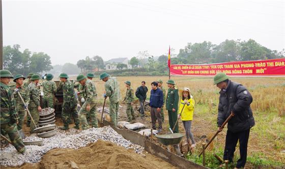 Lữ đoàn Thông tin 601 tham gia xây dựng nông thôn mới