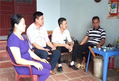 Hướng đến mục tiêu các trưởng xóm là đảng viên