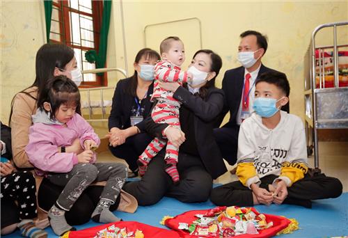 Phụ nữ tham gia thực hiện hiệu quả các nhiệm vụ chính trị của tỉnh
