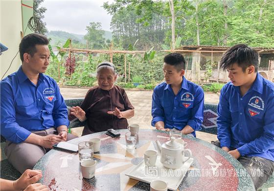 Ngày ấy Bác ở Là Ghè