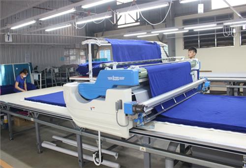 Đầu tư thiết bị phục vụ sản xuất