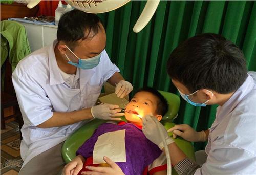 Hơn 600 học sinh được khám nha khoa miễn phí