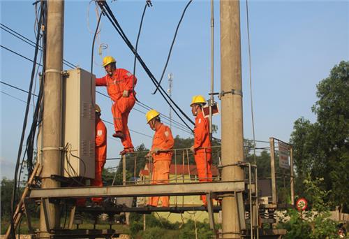 Chỉ số sản xuất công nghiệp tăng gần 12%