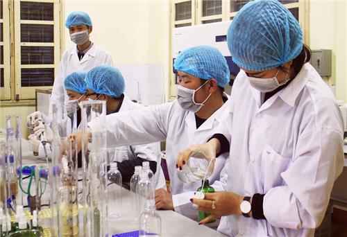 Nhà khoa học thầm lặng truy tìm F0