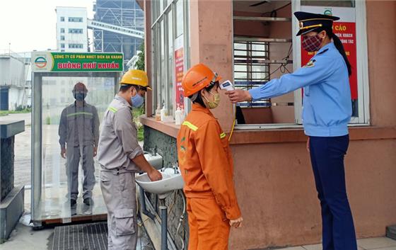 Nỗ lực vượt qua dịch bệnh