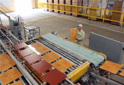 Chấp hành tốt quy định về tiết kiệm năng lượng