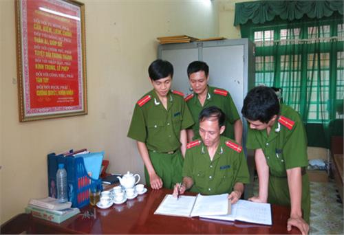Vững vàng trên mặt trận thầm lặng