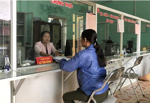 Khắc phục tình trạng khai sinh quá hạn cho trẻ vùng cao