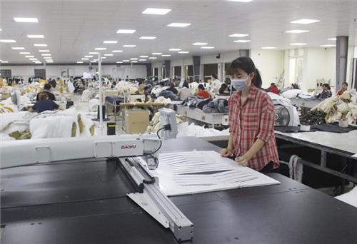 Đầu tư máy móc nâng cao hiệu quả sản xuất