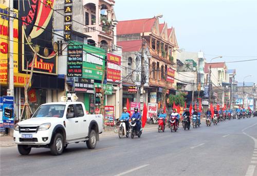 Diễu hành tuyên truyền phòng, chống HIV/AIDS