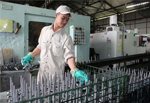 Cöng ty TNHH Một thành viên Diesel Sông Công: Duy trì sản xuất, kinh doanh ổn định