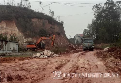 Địa phương phải quản lý chặt Mỏ đất núi Lầm, núi Hiếu