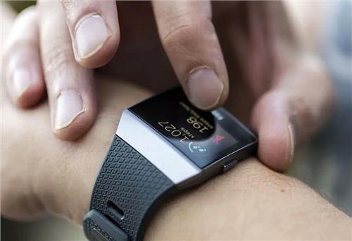 Fitbit thu hồi đồng hồ thông minh Ionic vì nguy cơ cháy gây bỏng