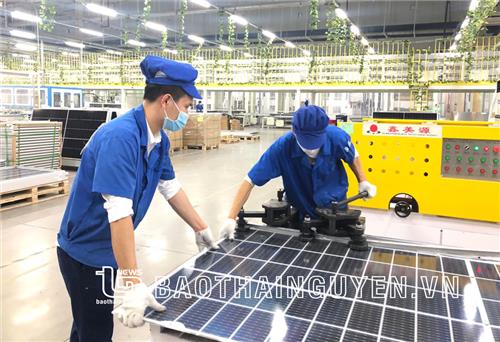 Chủ động bảo vệ khu công nghiệp trước đại dịch