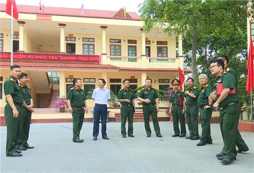 Kiểm tra công tác chuẩn bị Hội thi doanh trại chính quy