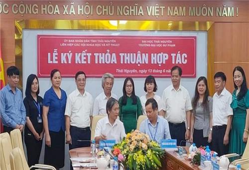 Ký kết hợp tác về hoạt động nghiên cứu khoa học