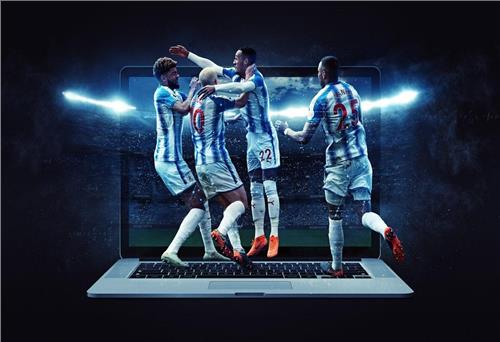 Đối tác toàn cầu mới của Club Huddersfield Town