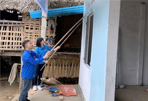 Chú trọng chất lượng đảng viên mới