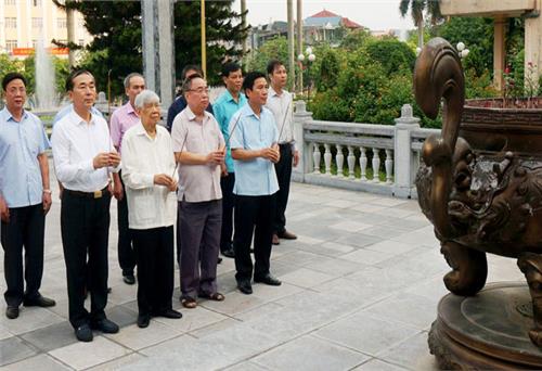 Tổng Bí thư Lê Khả Phiêu với Thái Nguyên